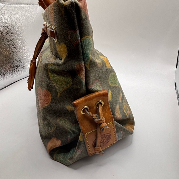 Dooney & bourke vintage heart tote bag with leather trim - Picture 3 of 9